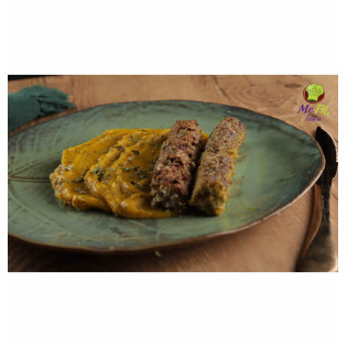 Kafta com quinoa, aveia e chia, acompanhado de purê de abóbora 250g / 260 kcal