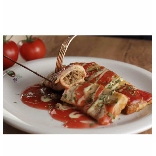 Panqueca Low Carb de carne ao sugo 250g / 357 kcal